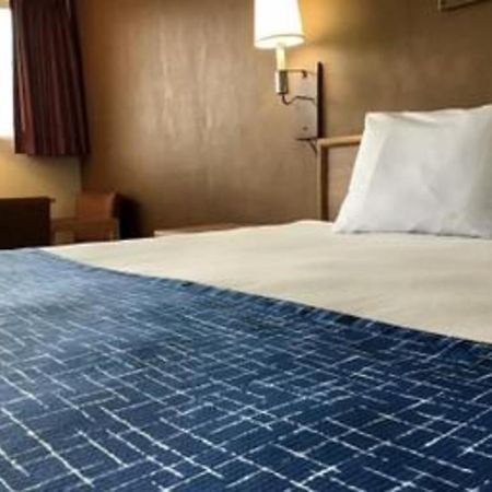 Travelodge By Wyndham Powell Esterno foto