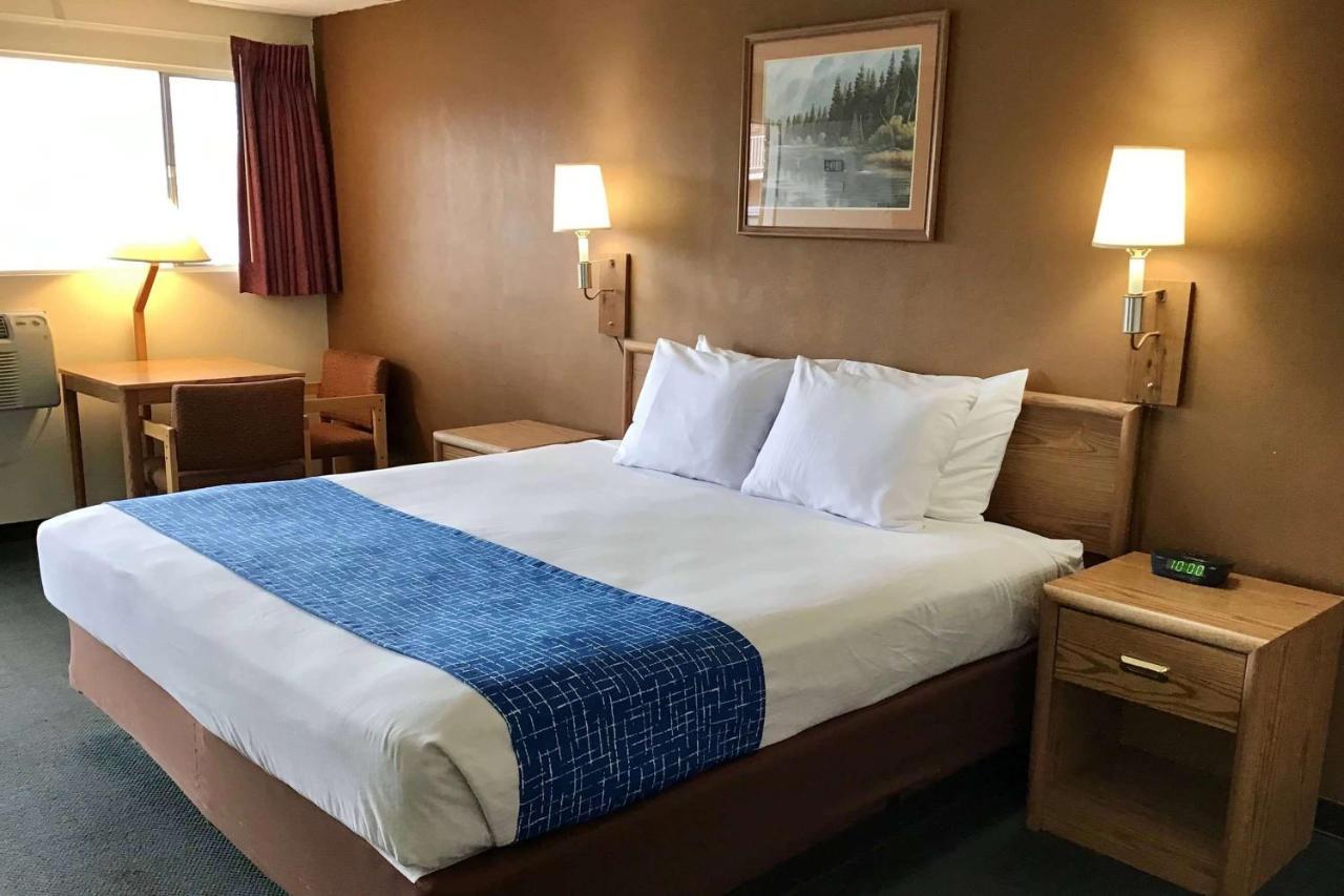 Travelodge By Wyndham Powell Esterno foto