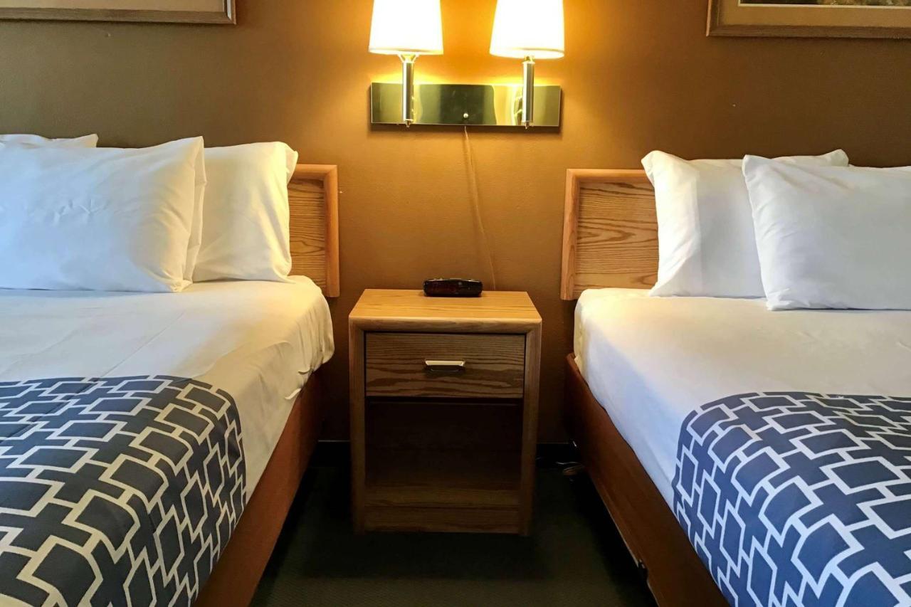 Travelodge By Wyndham Powell Esterno foto