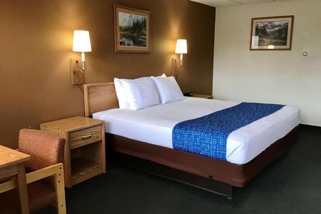 Travelodge By Wyndham Powell Esterno foto
