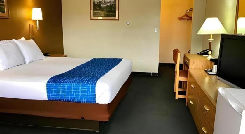 Travelodge By Wyndham Powell Esterno foto