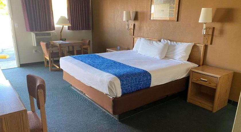 Travelodge By Wyndham Powell Esterno foto