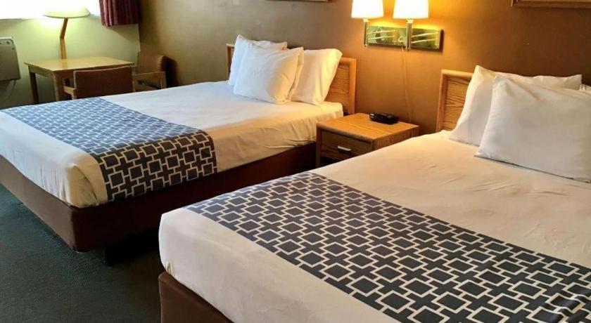 Travelodge By Wyndham Powell Esterno foto