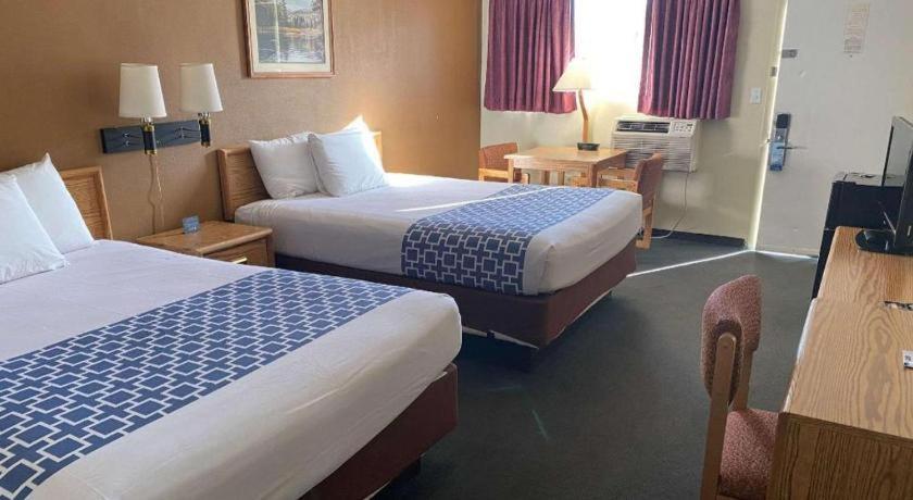 Travelodge By Wyndham Powell Esterno foto